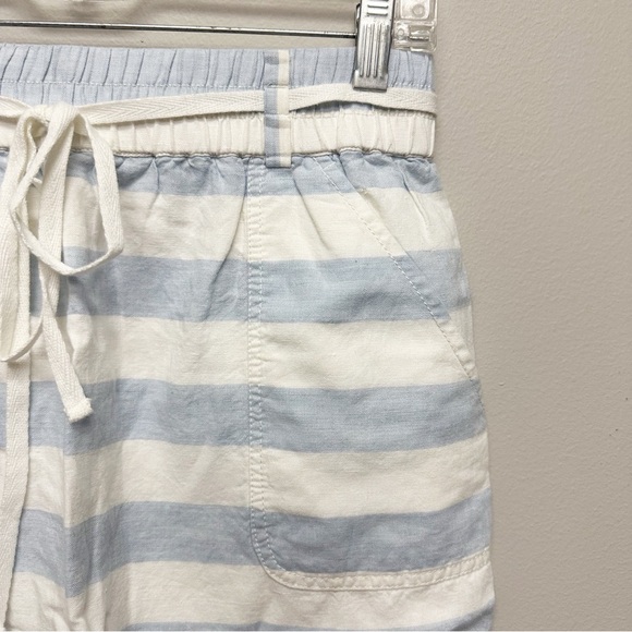 NWT Ann Taylor Loft Skirt Size XS Blue White Striped Linen Blend w/ Pockets - Picture 2 of 5